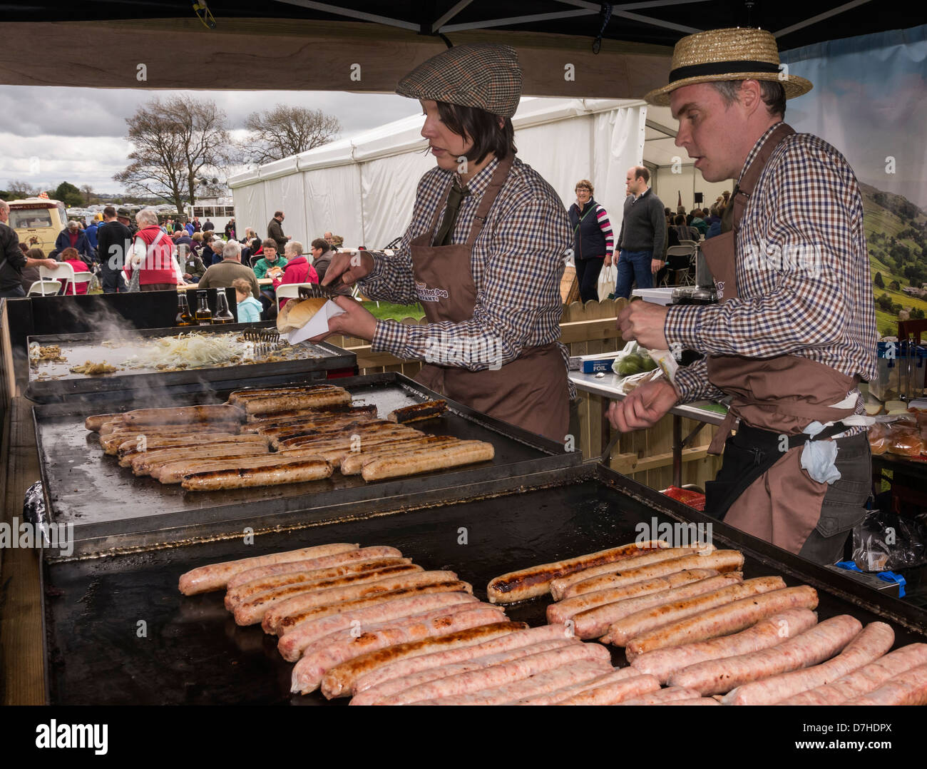 Uno de los puestos de comida en el Festival de Comida y bebida en Leyburn. La Yorkshire Hot Dog Company. Foto de stock