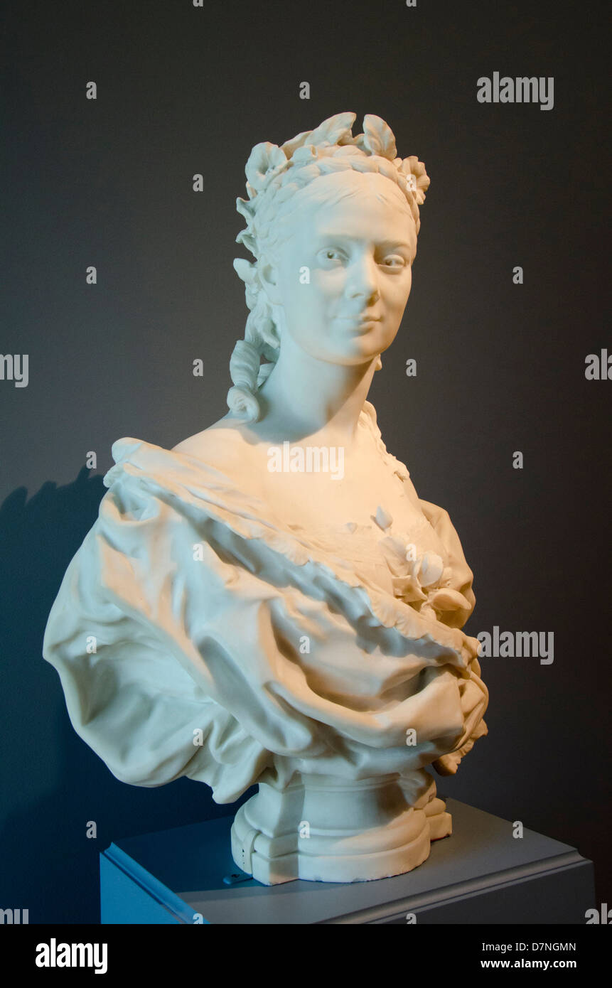 En Cleveland, Ohio. El Cleveland Museum of Art. El busto de mármol de una dama, Francés, c. 1872, por Jean-Baptiste Carpeaux. Foto de stock