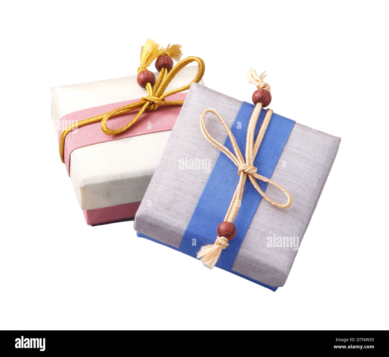 Preciosa caja de regalo hecha de seda la mejor opción para dar temporada Foto de stock