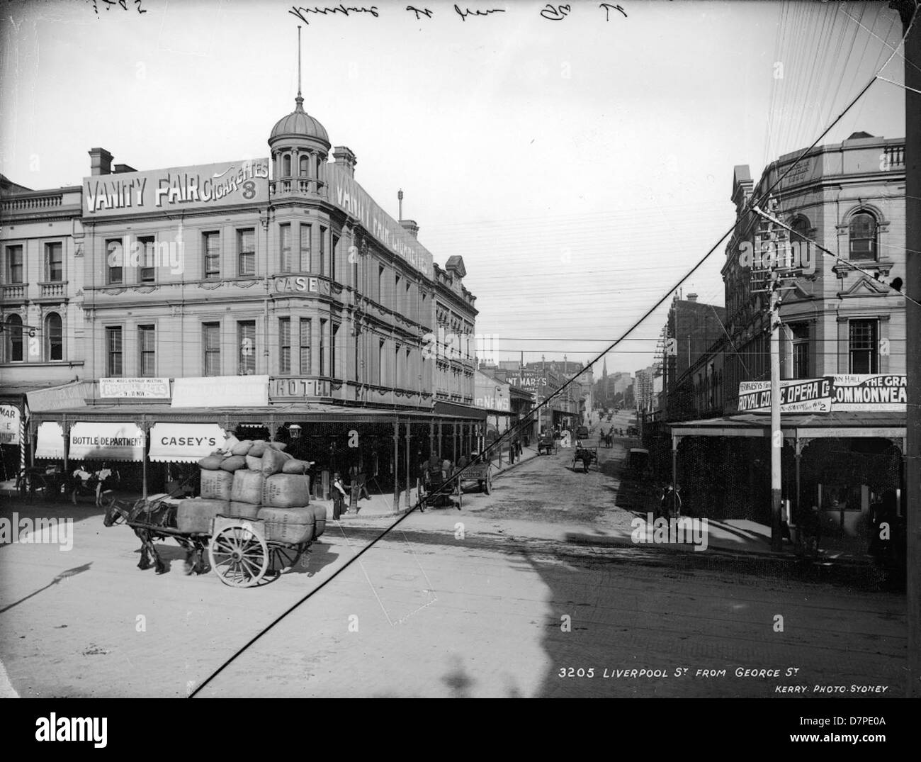 Desde Liverpool Street, George Street, Sydney Foto de stock