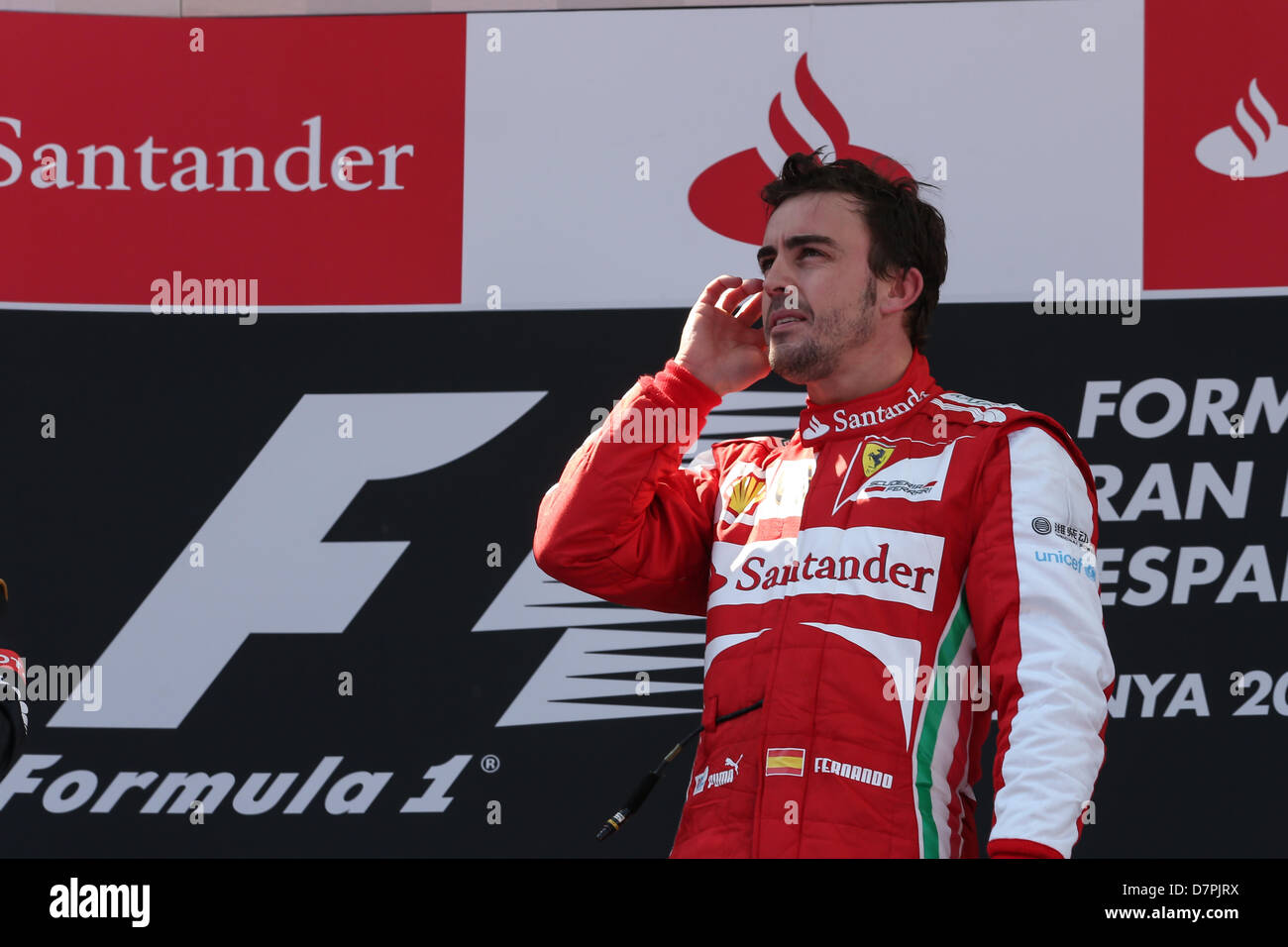Montmelo, España. 12 de mayo de 2013. Al ganador de la carrera, Fernando Alonso (ESP), la Scuderia Ferrari, celebra en el podio - Formula1 del Campeonato del Mundo 2013 - Round 05 en el Circuit de Catalunya, Montmelo, SpainDPA/Alamy Live News Foto de stock