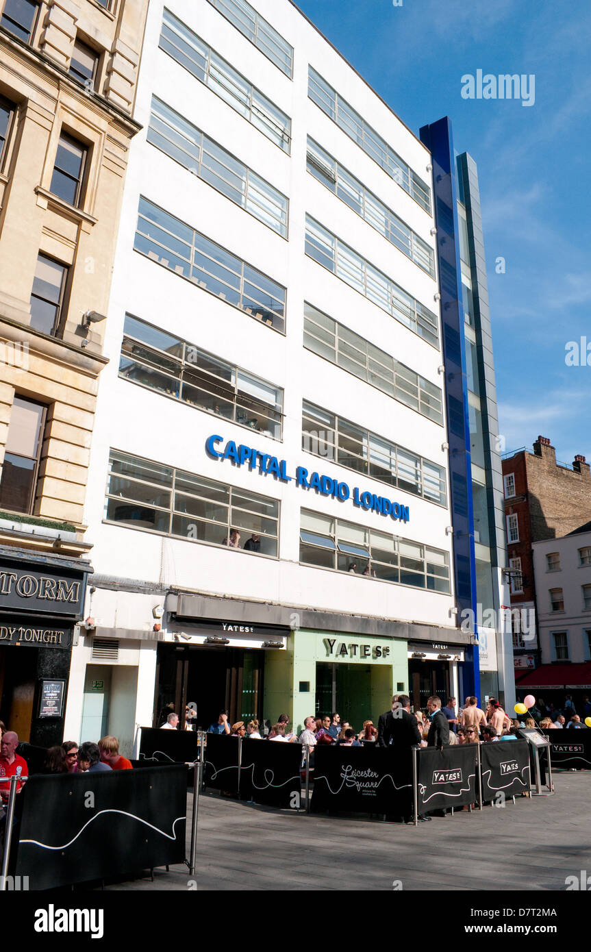 Edificio Capital Radio, Leicester Square, London, UK Fotografía de stock -  Alamy