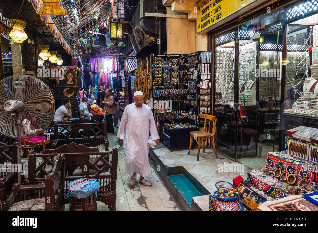 Khan Al Khalili, El Cairo islámico, Egipto Foto de stock