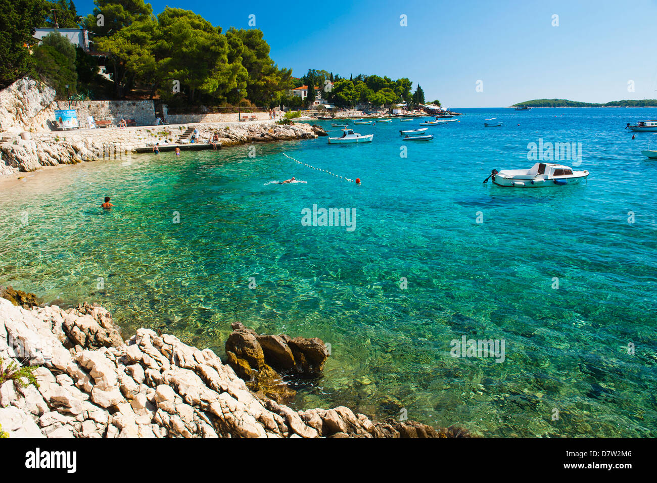 El mar Adriático, en la isla de Hvar, la costa Dálmata, Croacia Foto de stock