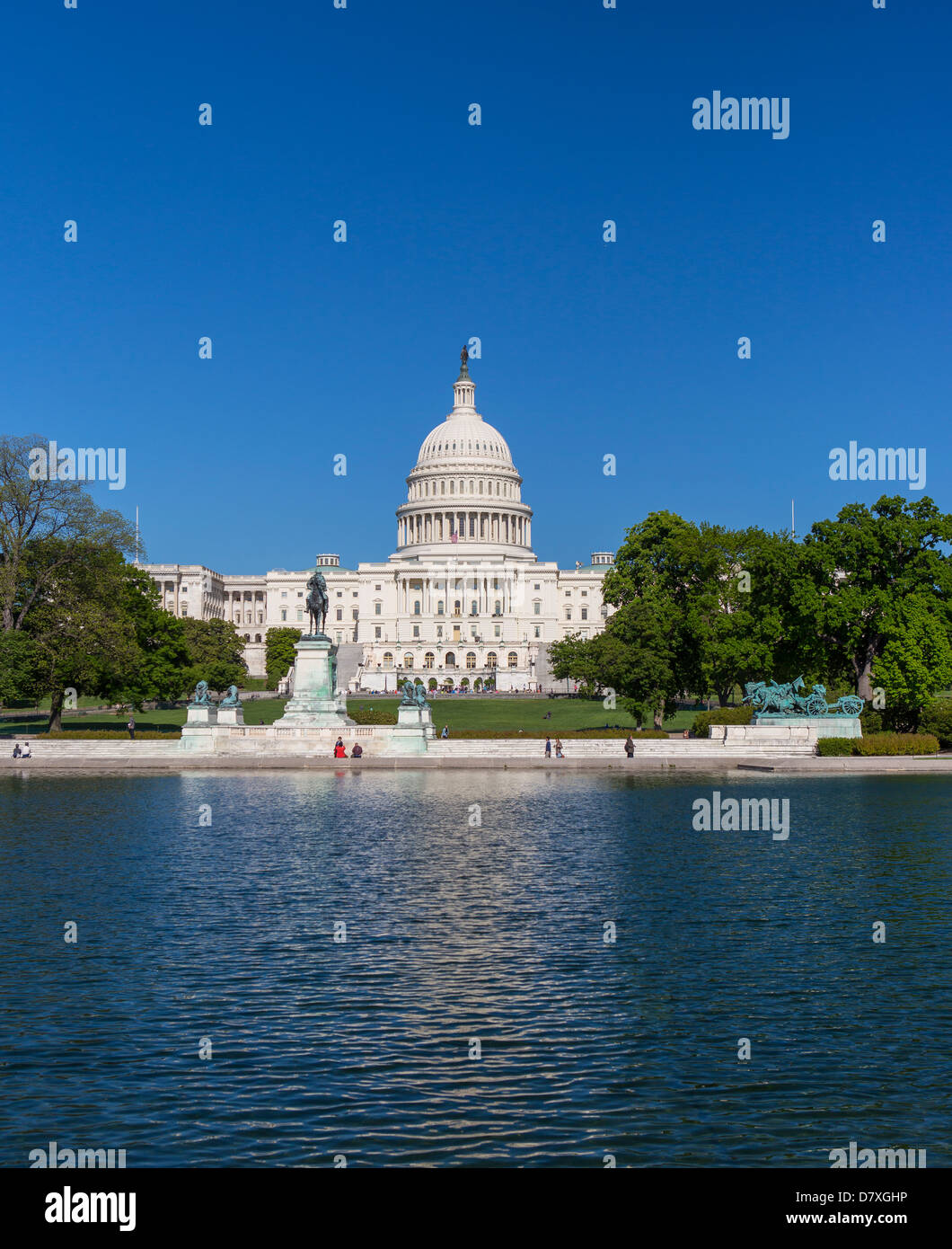 WASHINGTON, DC, EEUU - la piscina reflectante del Capitolio de los Estados Unidos. Foto de stock