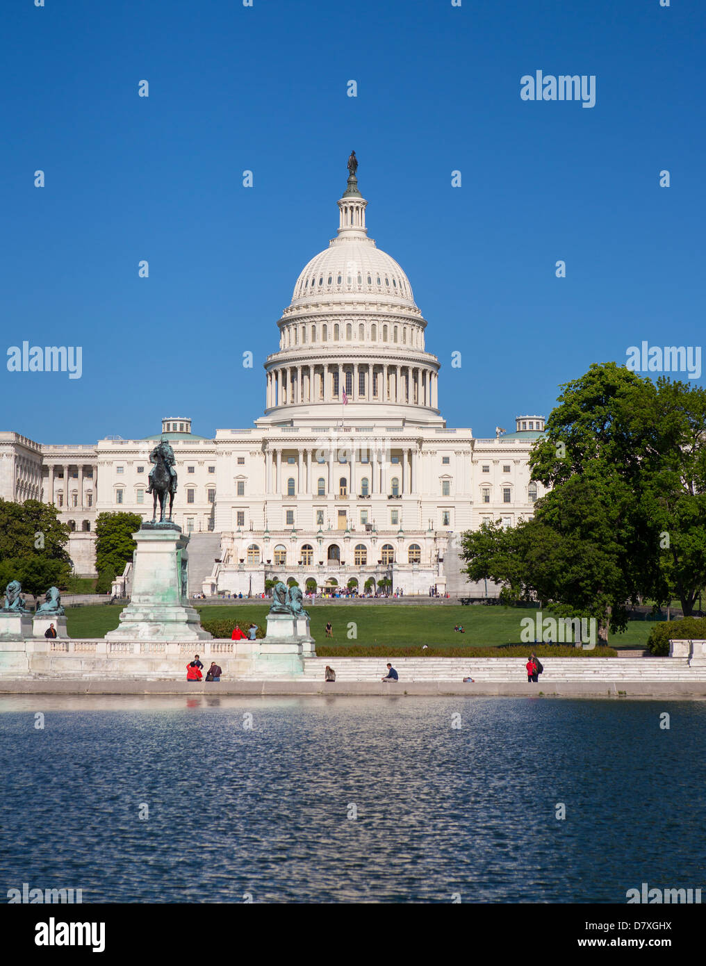 WASHINGTON, DC, EEUU - la piscina reflectante del Capitolio de los Estados Unidos. Foto de stock