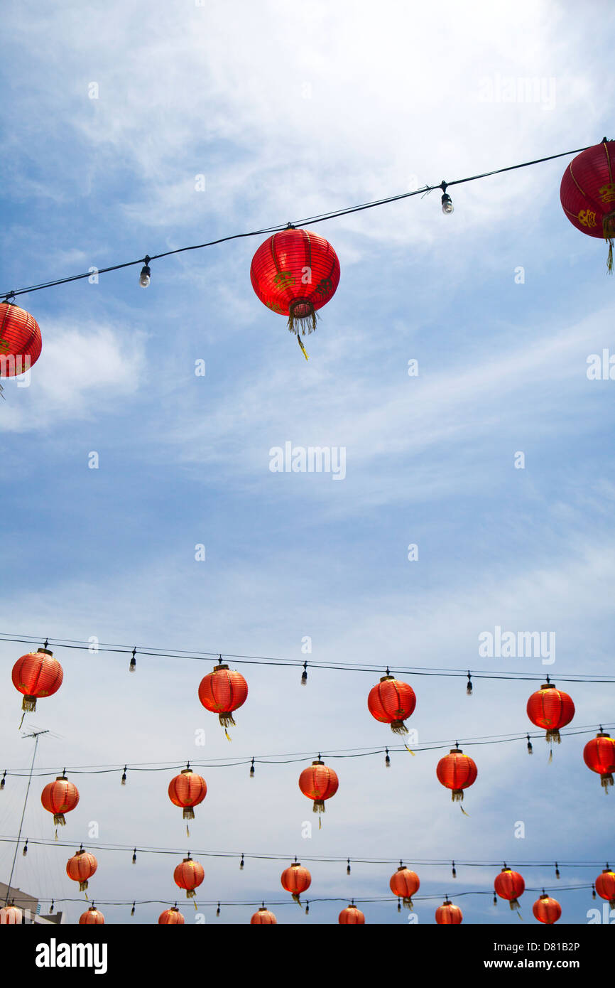 Linternas chinas en el Chinatown de Los Angeles, California Foto de stock
