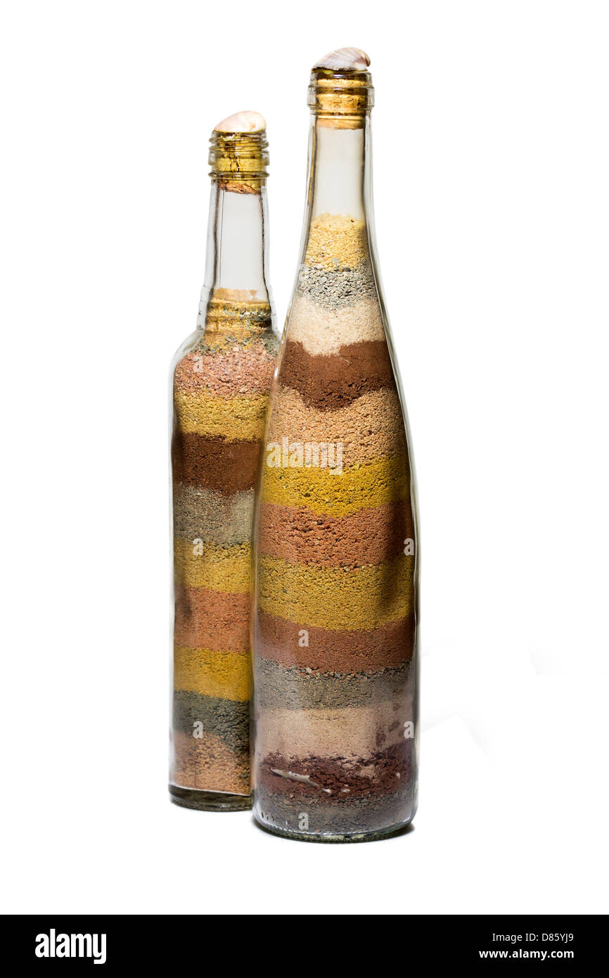 Bottles of colored sand fotografías e imágenes de alta resolución - Alamy