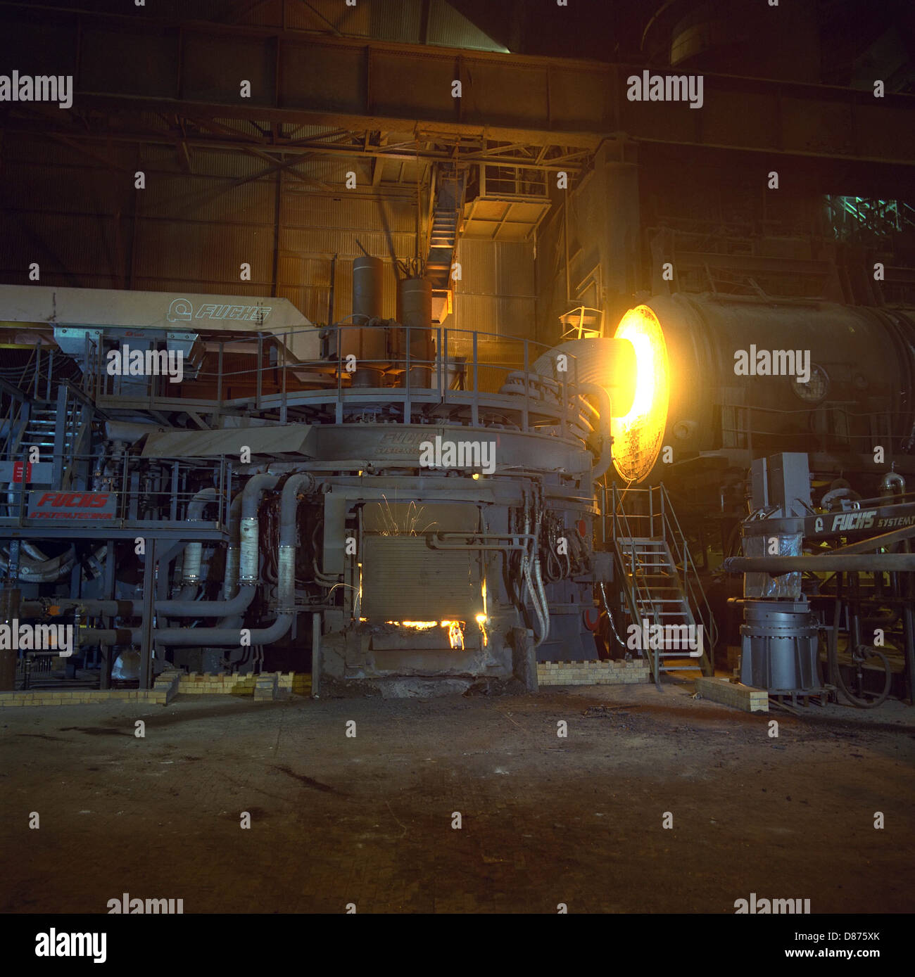 Fuchs Systemtechnik horno de arco eléctrico Inglaterra Fotografía de stock  - Alamy