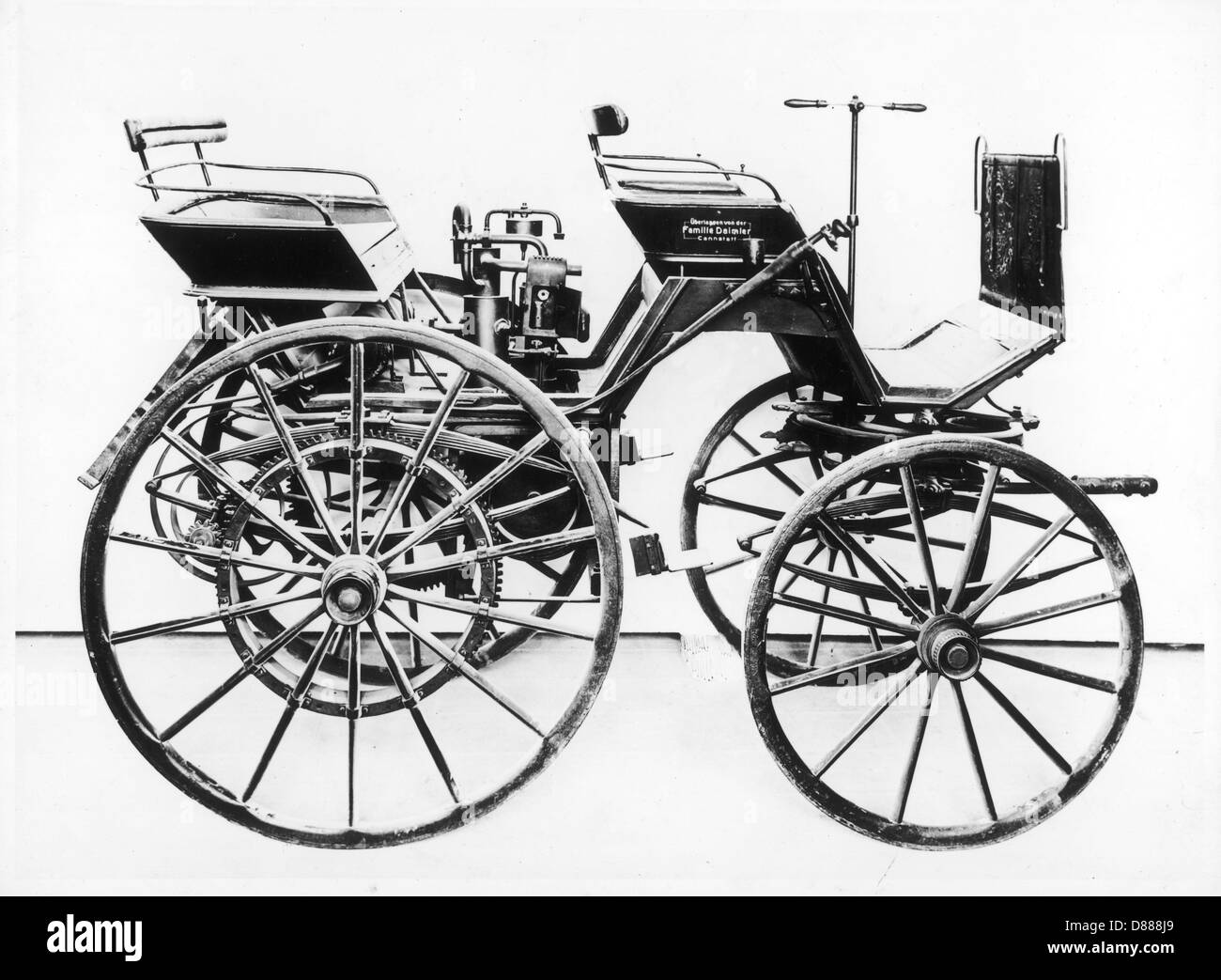 Modelo de automovilismo fotografías e imágenes de alta resolución Alamy