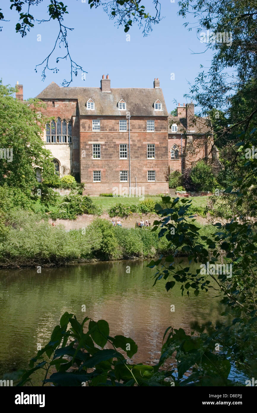 El antiguo Palacio de los Obispos de río Severn Worcester Inglaterra Foto de stock