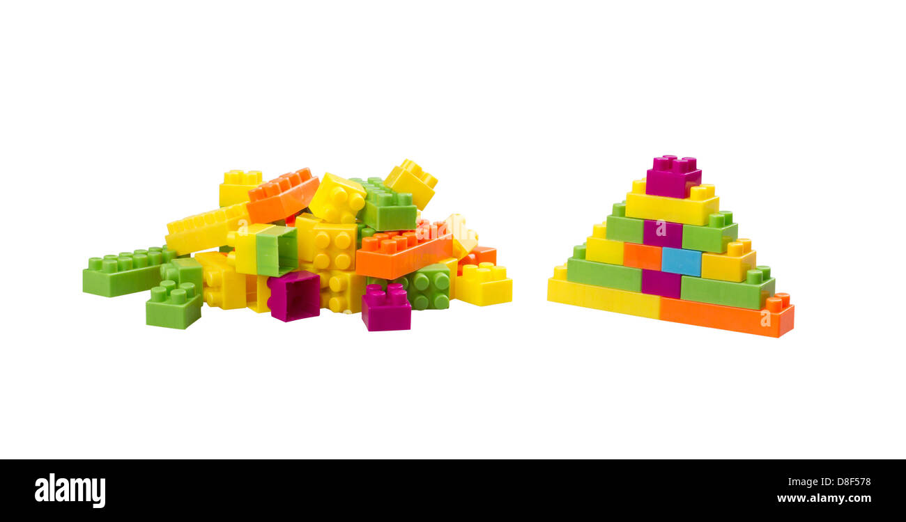 Coloridos bloques de juguete de plástico Foto de stock