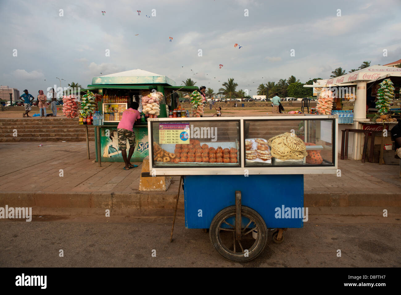 Puestos de comida asiática, Galle Face, Colombo, Sri Lanka Foto de stock