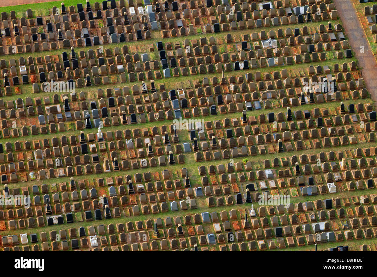 Vista aérea de un cementerio y lápidas.Johannesburgo, Sudáfrica Foto de stock