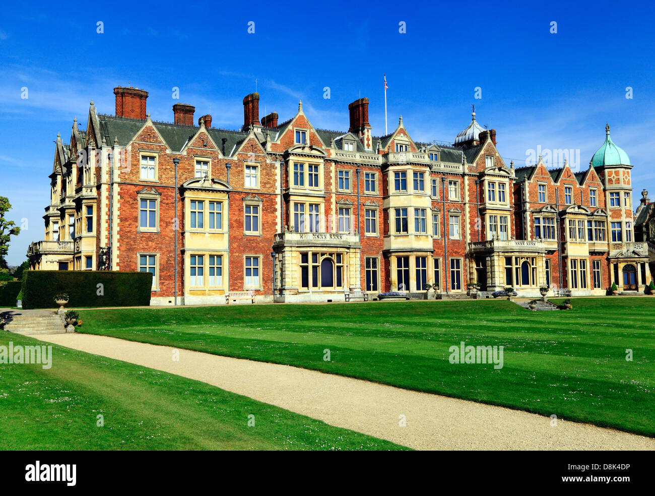 Casa Sandringham, Norfolk, retiro campestre de S.M. la reina británica del siglo XIX, la arquitectura Victoriana, Inglaterra Foto de stock