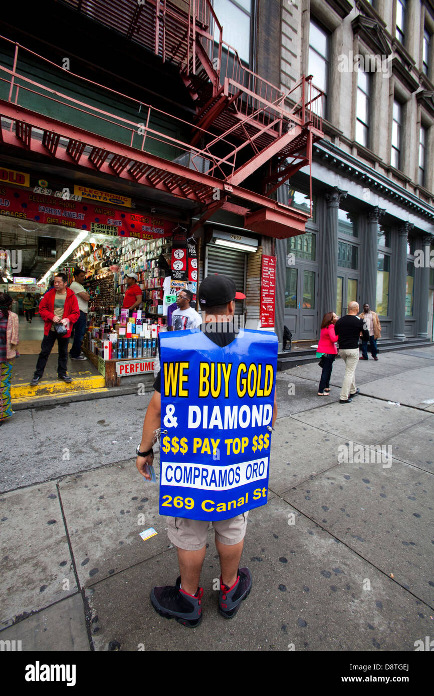Publicidad para el oro, Manhattan, Nueva York, Estados Unidos de América Foto de stock