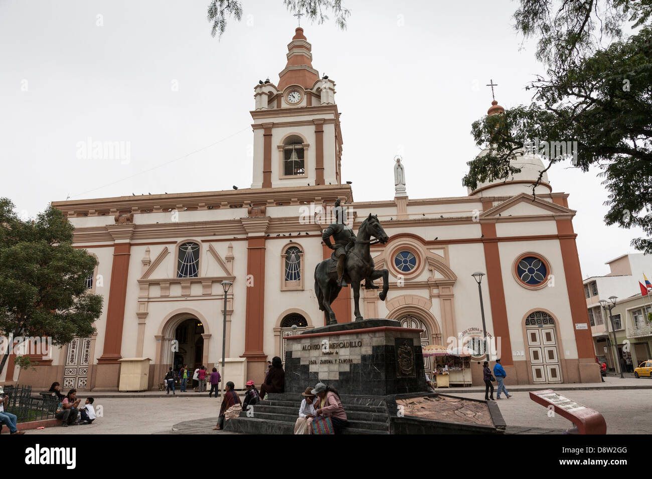 Alonso de Mercadillo Monumento, la Iglesia de San Francisco, Iglesia