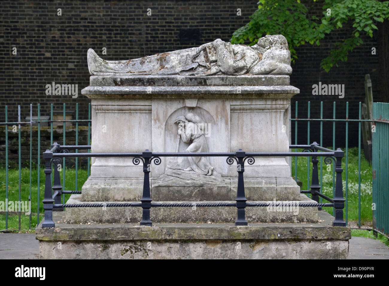 La tumba de John Bunyan (1628-1688) Verá Bunhill Fields cementerio, Londres. Foto de stock