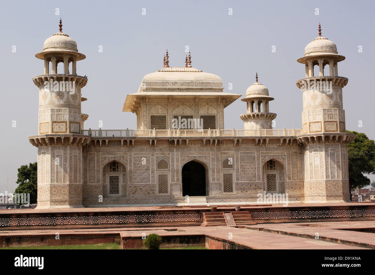 Estuche o el Baby Taj, Mausoleo de Etimad-ud-Daulah Agra India Foto de stock