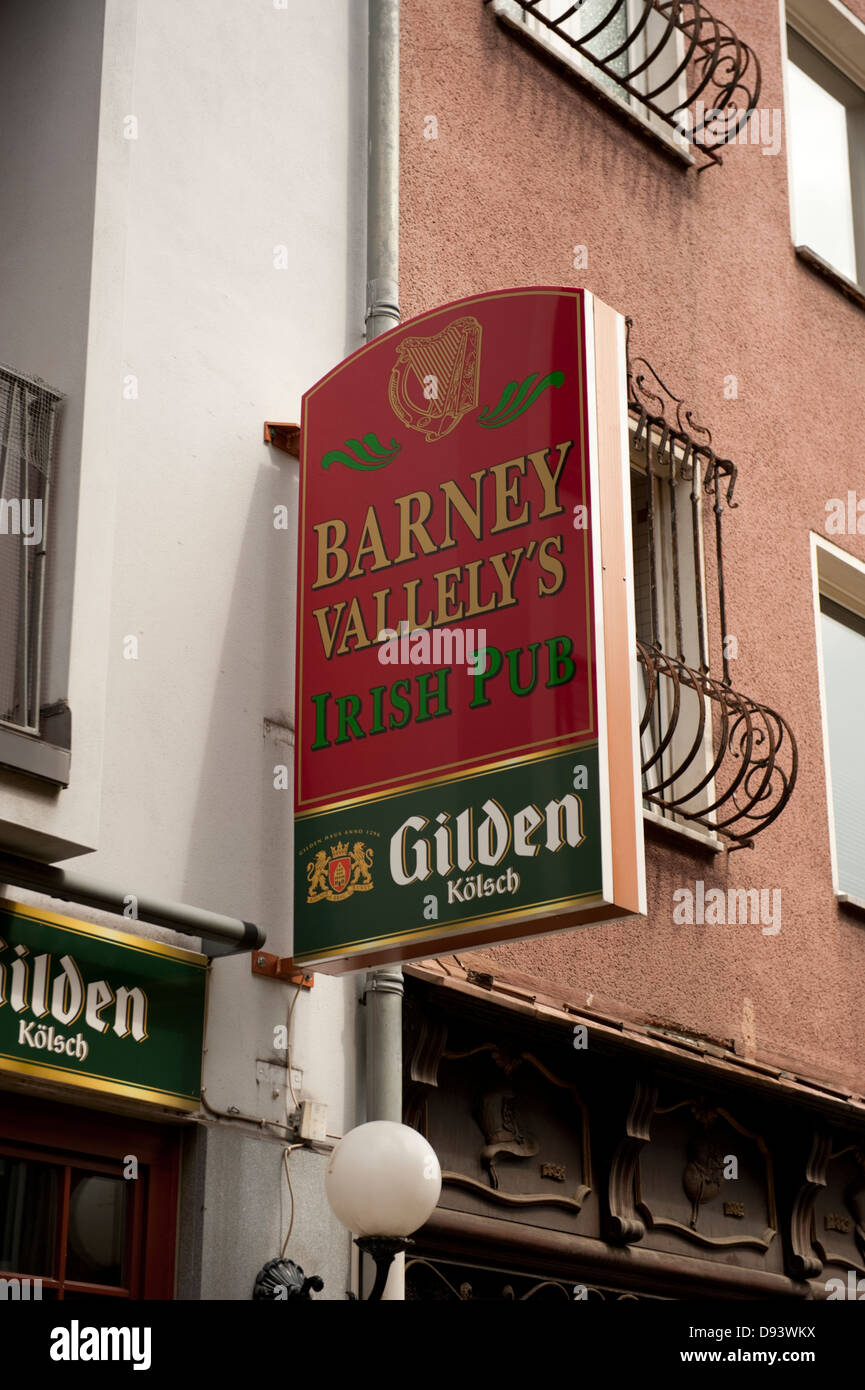 Valle de Barney's Irish Pub Cologne Koln Alemania Deutschland Europa UE Foto de stock
