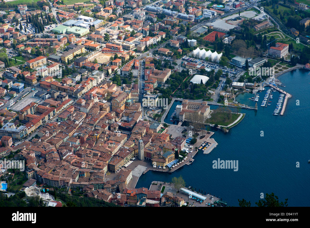 Vista aérea de la ciudad medieval italiana Foto de stock
