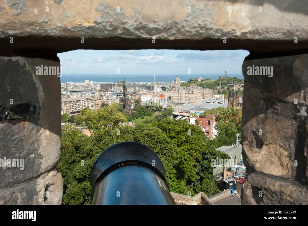 Vista desde el Castillo de Edimburgo, Edimburgo, Lothian, Escocia, Gran Bretaña, Europa , Blick vom Castillo de Edimburgo Calton Richtung Hil Foto de stock