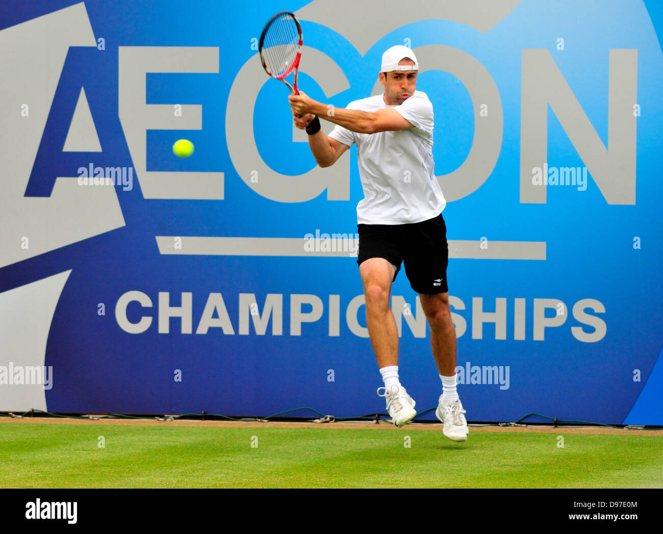 Benjamin Becker (Alemania) en el Campeonato de tenis Aegon, Queens Club, Londres. 12 de junio de 2013. Foto de stock