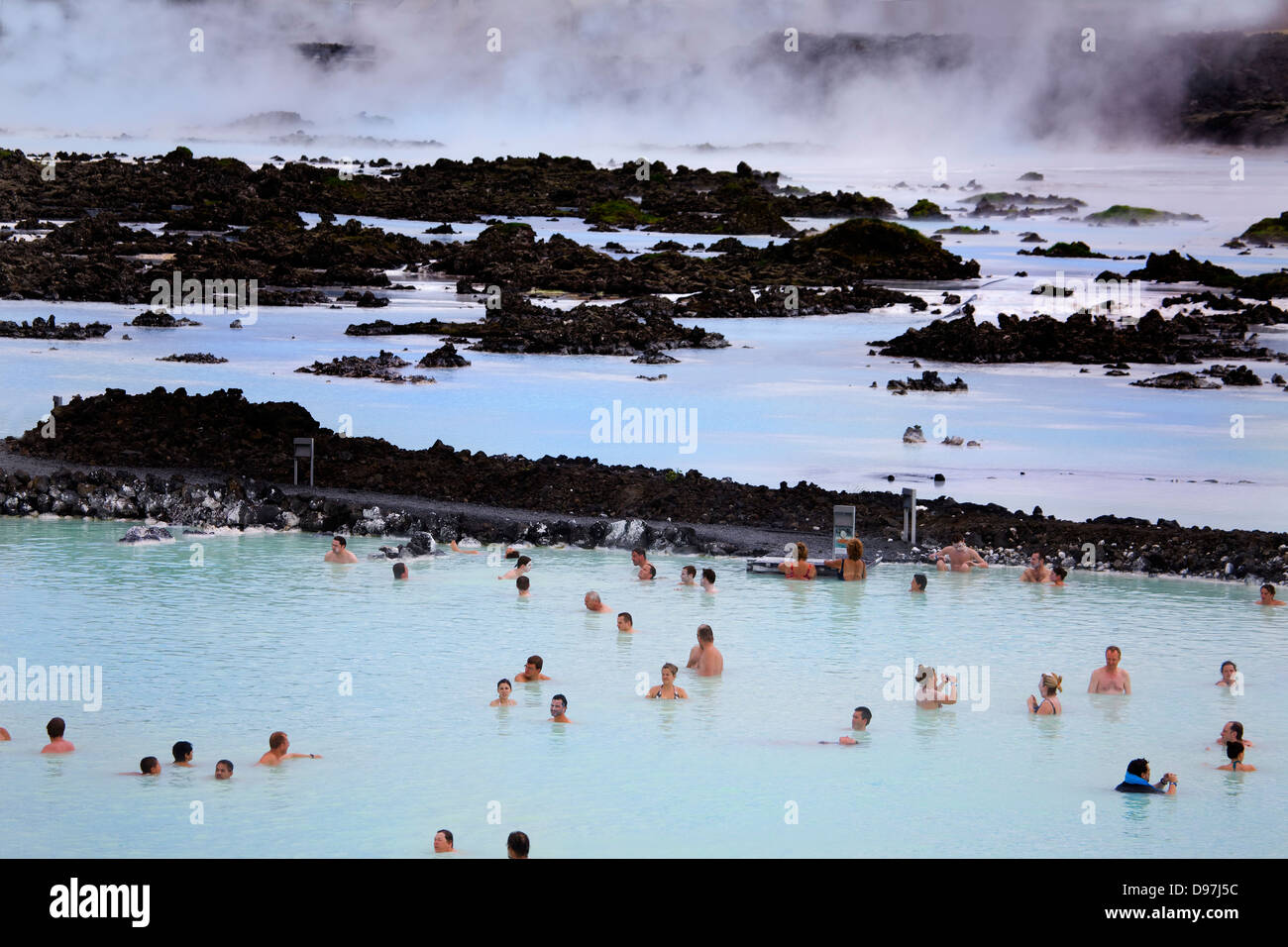 El Blue Lagoon Spa geotérmico en Islandia Foto de stock