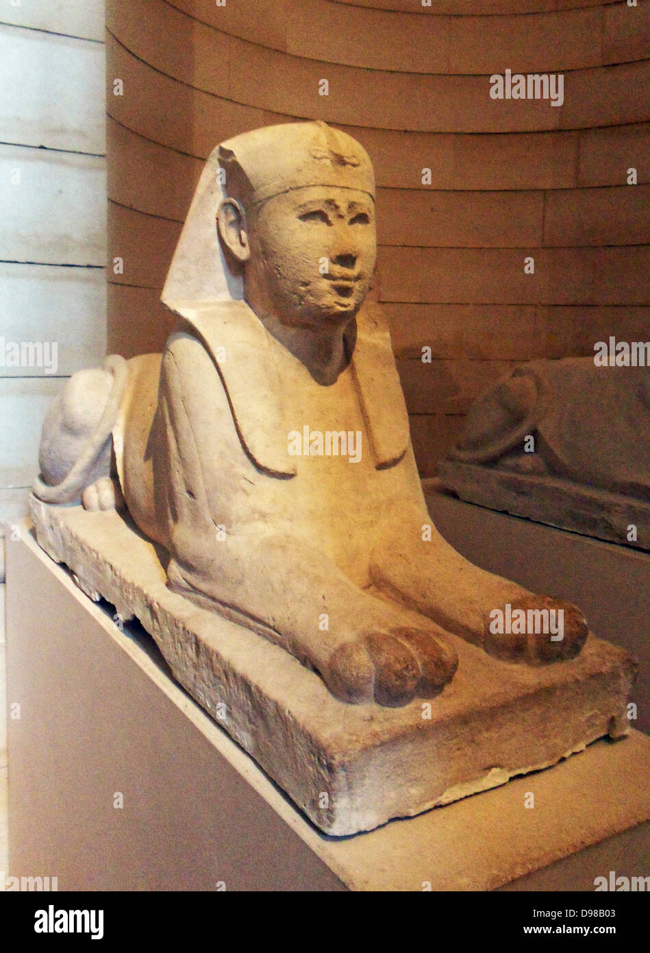 Seis esfinges que revestían las principales I'allee Serapeum Saqqara Foto de stock