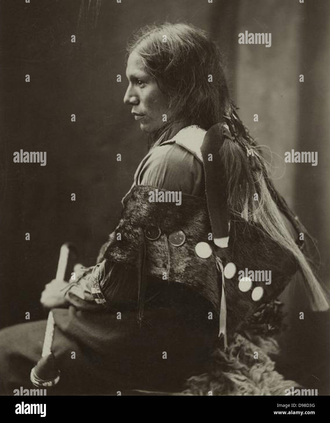 Los Indios Americanos Nativos Sioux hombre, 1890. Foto de stock