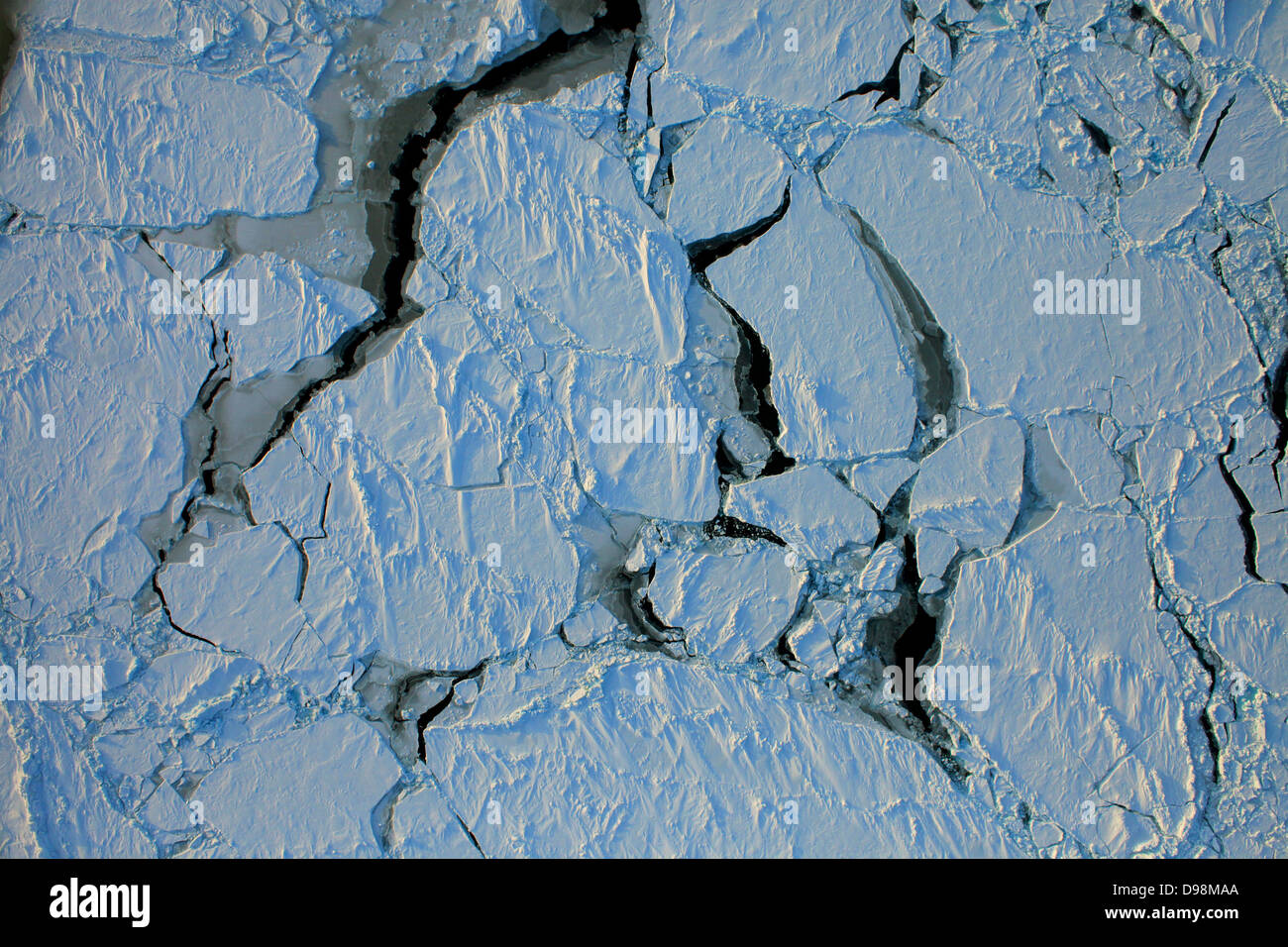 Volando sobre el hielo del Mar Ártico, 2011 Foto de stock