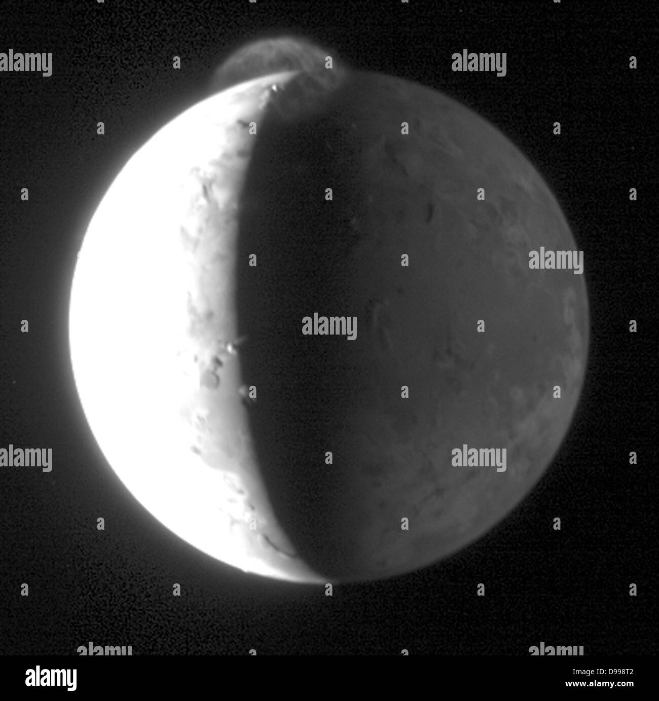 Nuevos Horizontes tomó esta imagen de la luna volcánica de Júpiter Io con su reconocimiento de largo alcance (LORRI Imager) Foto de stock