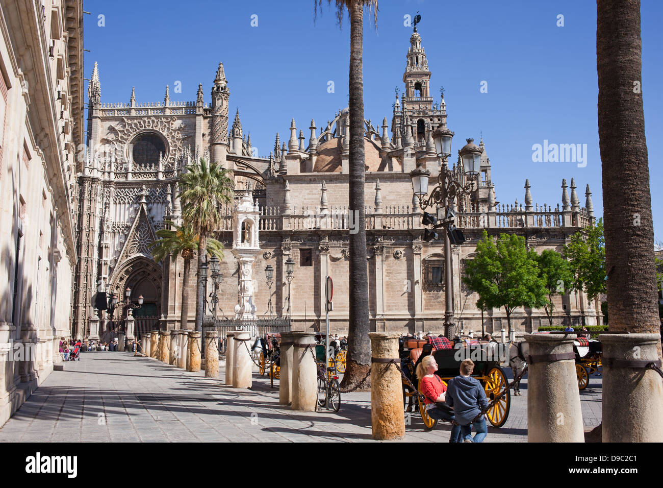 La Catedral de Sevilla (en español: Catedral de Santa María de la Sede), la arquitectura de estilo gótico en España, la región de Andalucía. Foto de stock