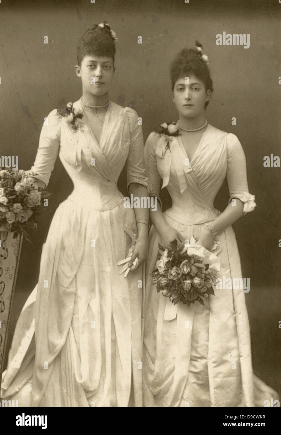 Las hijas de Eduardo VII de Gran Bretaña foto c1890. La princesa Victoria (1868-1935), a la izquierda, y la Princesa Maud (1869-1938) quien casó con Haakon VII de Noruega. Foto de stock