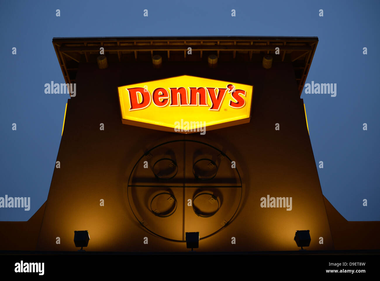 La posada estrella de la ciudad fotografías e imágenes de alta