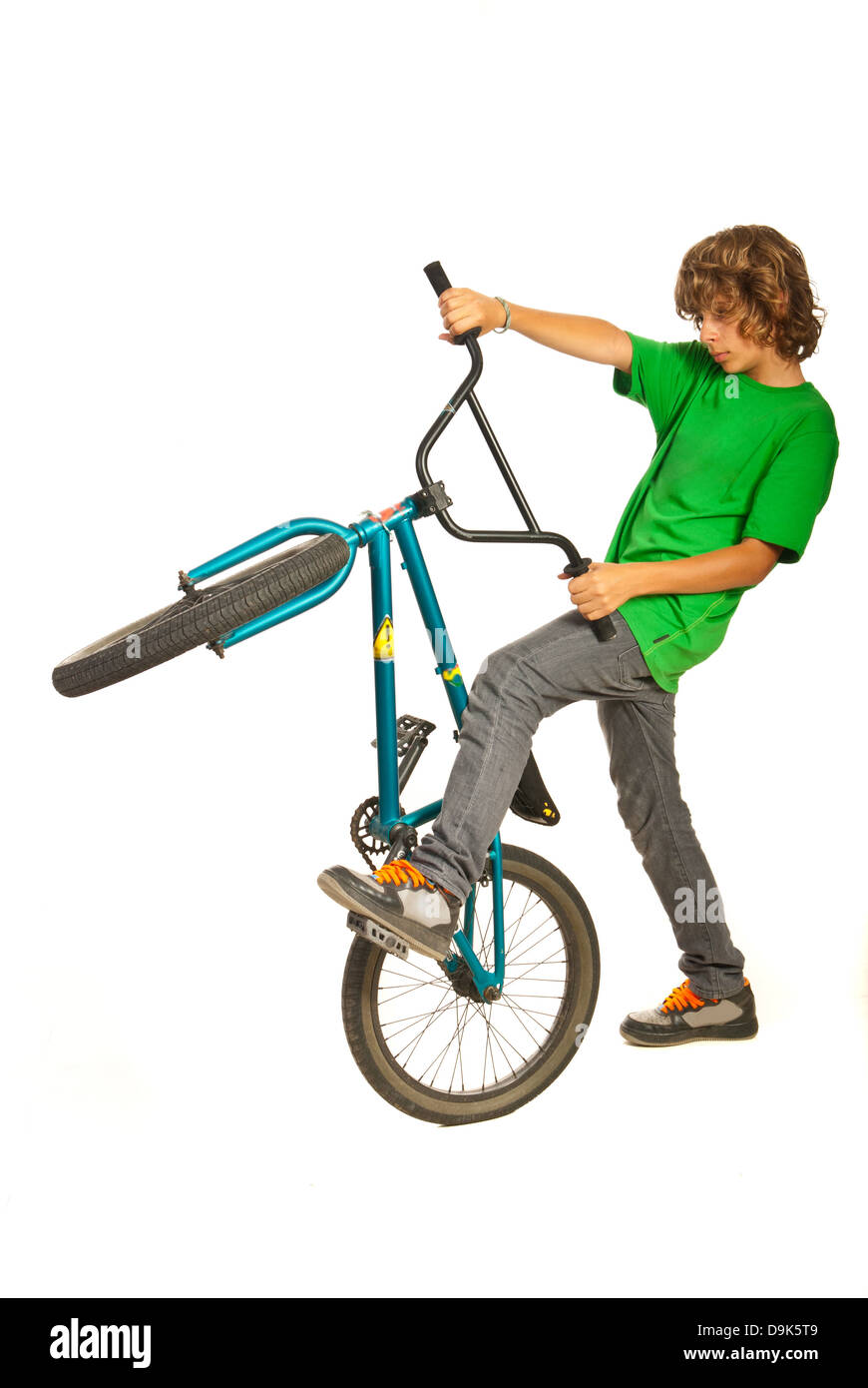 Bicycle stunt boy Imágenes recortadas de stock - Alamy