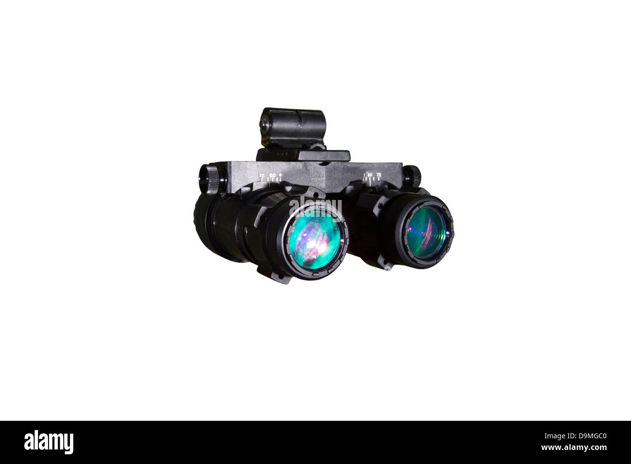 Gafas De Visión Nocturna En El Casco Militar Detalle De Primer Plano A  Lentes Reflectantes Azules Foto de stock y más banco de imágenes de  Ejército - iStock