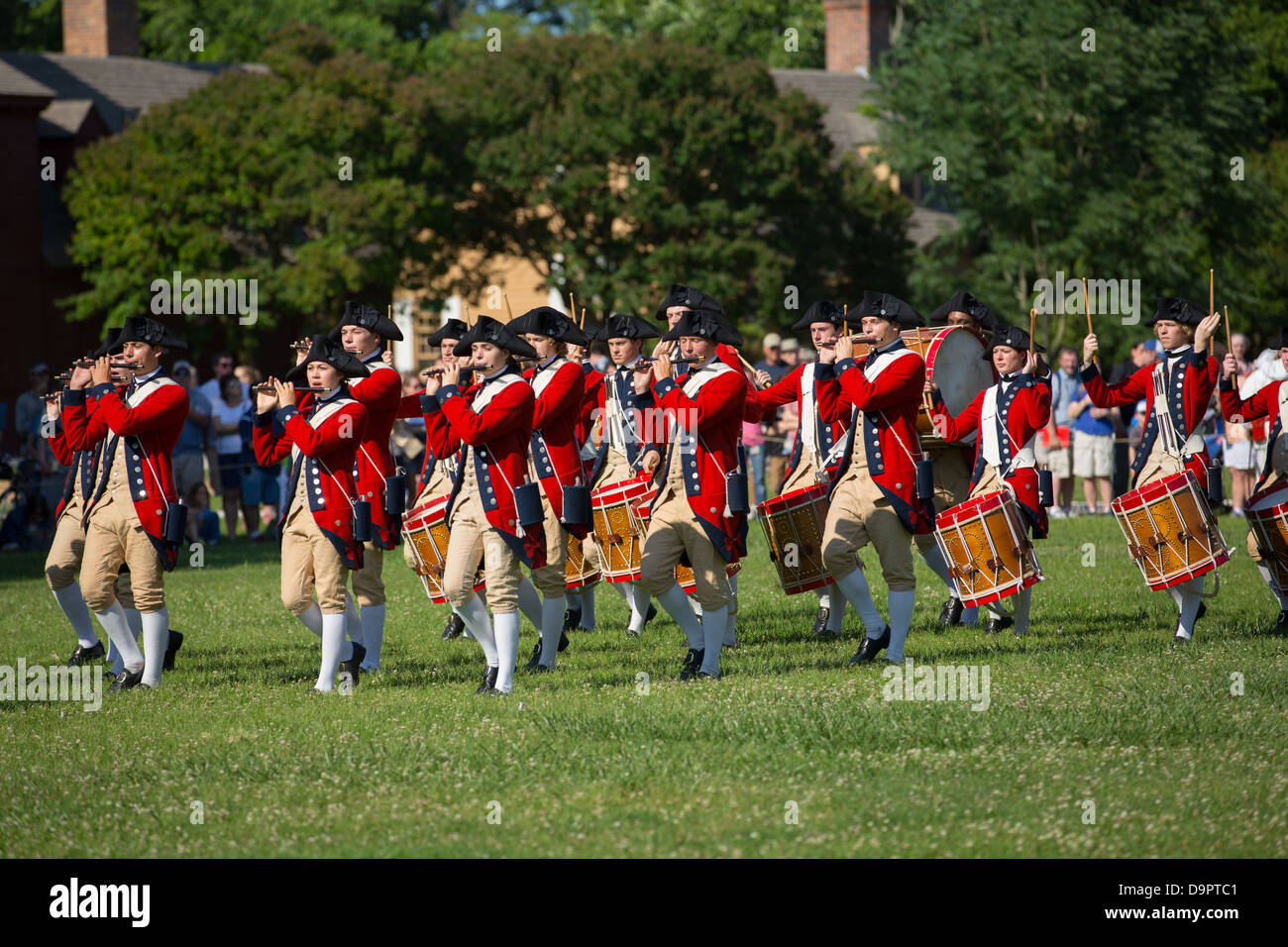 Recreación de la guerra revolucionaria en Colonial Williamsburg, Virginia, EE.UU. Foto de stock