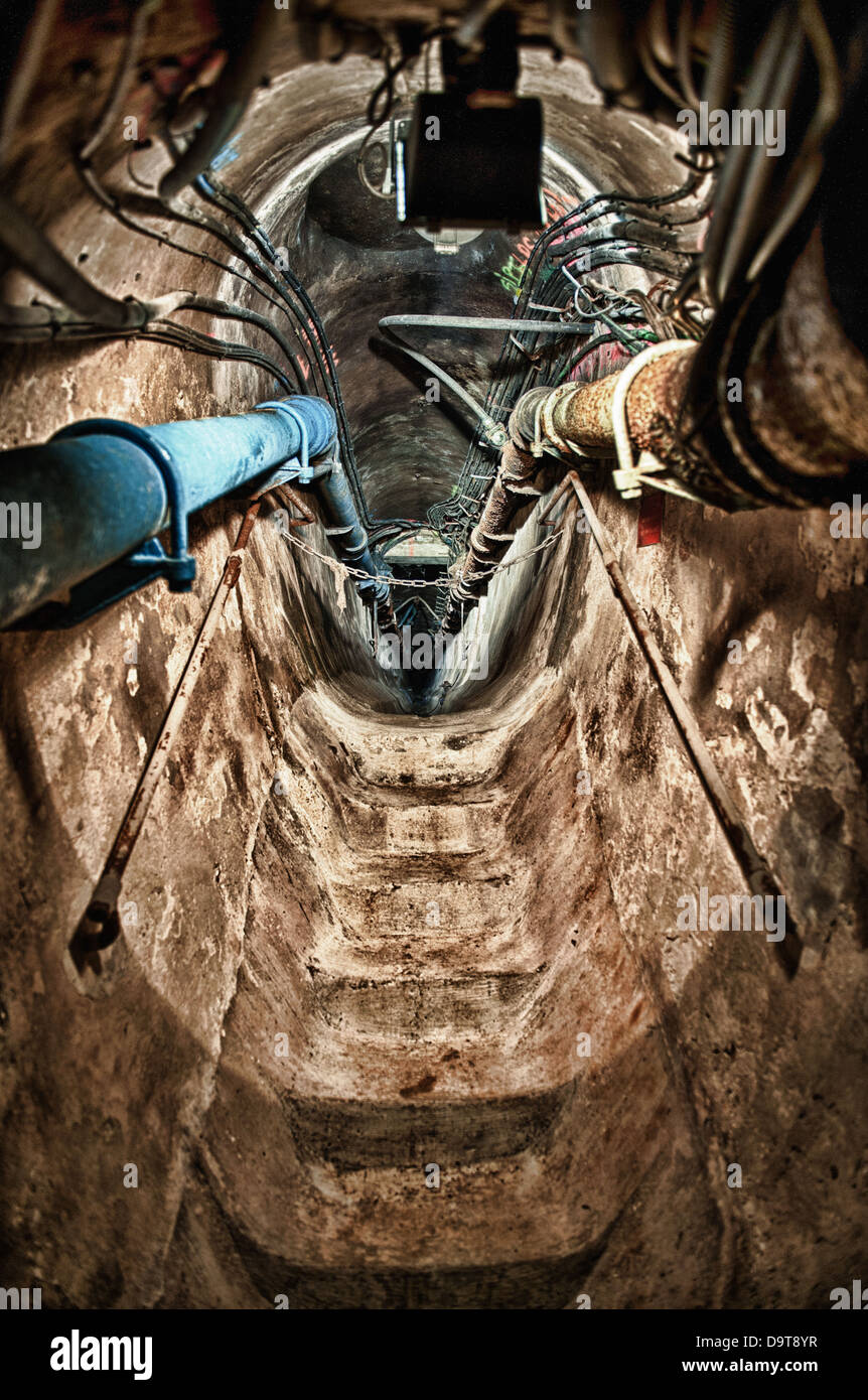 Un túnel de servicio las alcantarillas de París Foto de stock