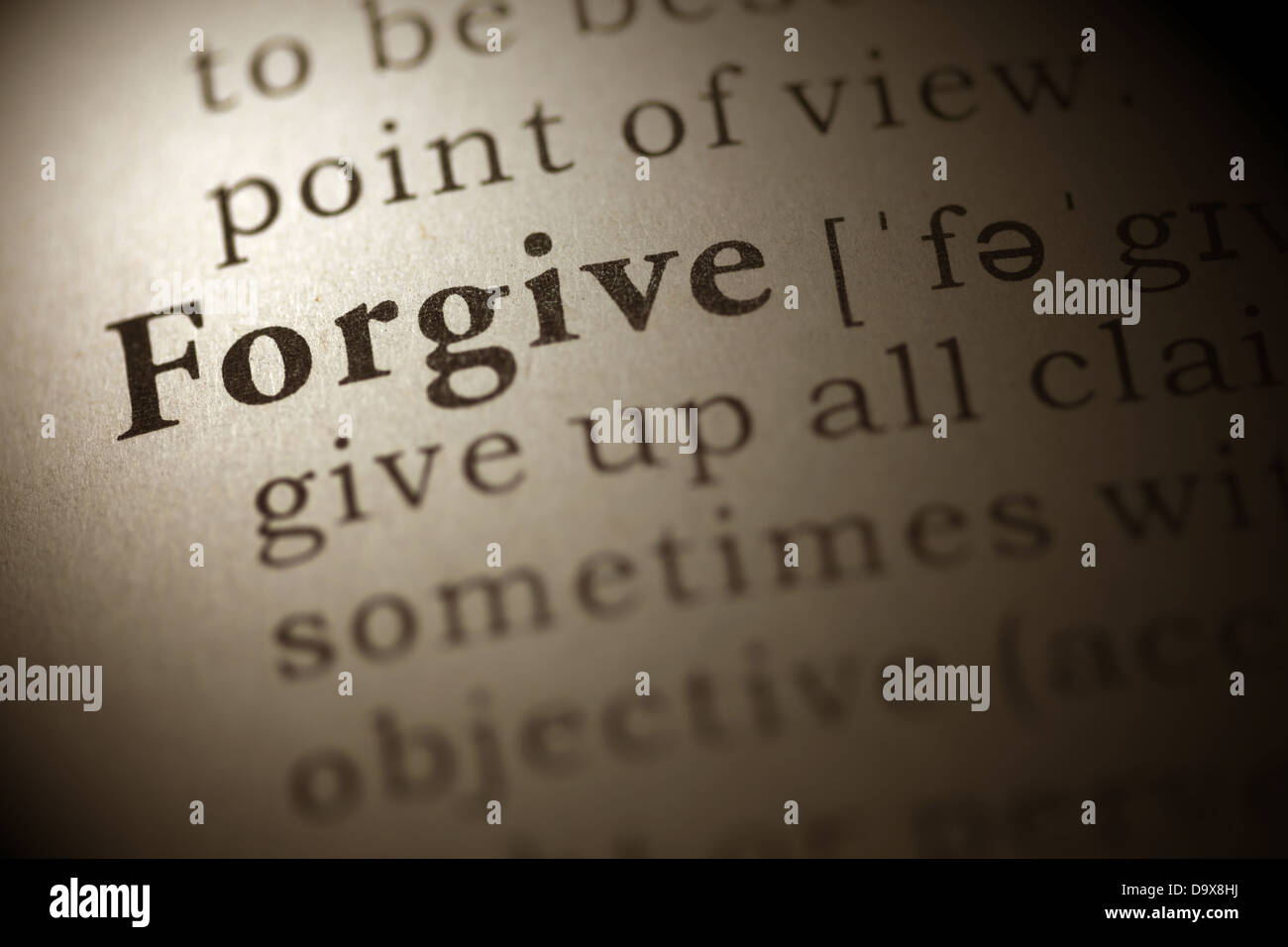 Definición de diccionario de la palabra perdonar. Foto de stock