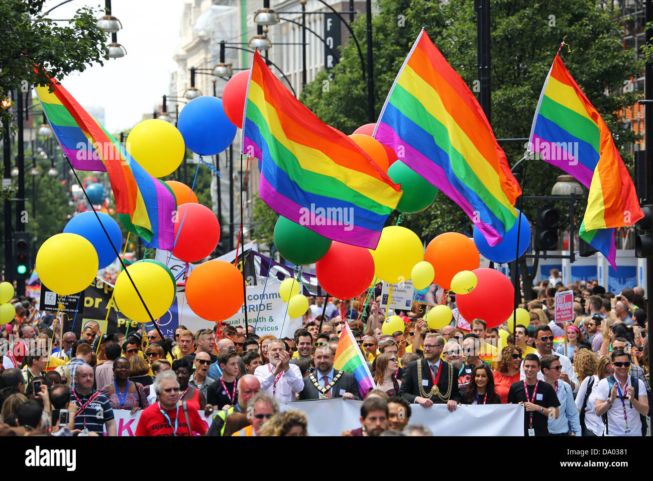 Londres, Reino Unido, 29 de junio de 2013. Manifestantes en el orgullo desfile de orgullo gay de Londres 2013, Londres, Inglaterra Crédito: Paul Brown/Alamy Live News Foto de stock