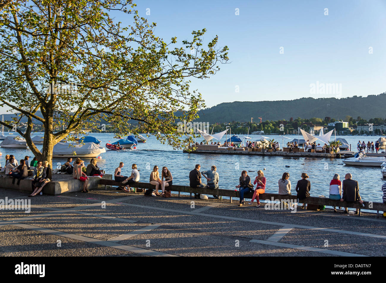 Paseo del lago de Zurich, Zurich, Suiza Foto de stock