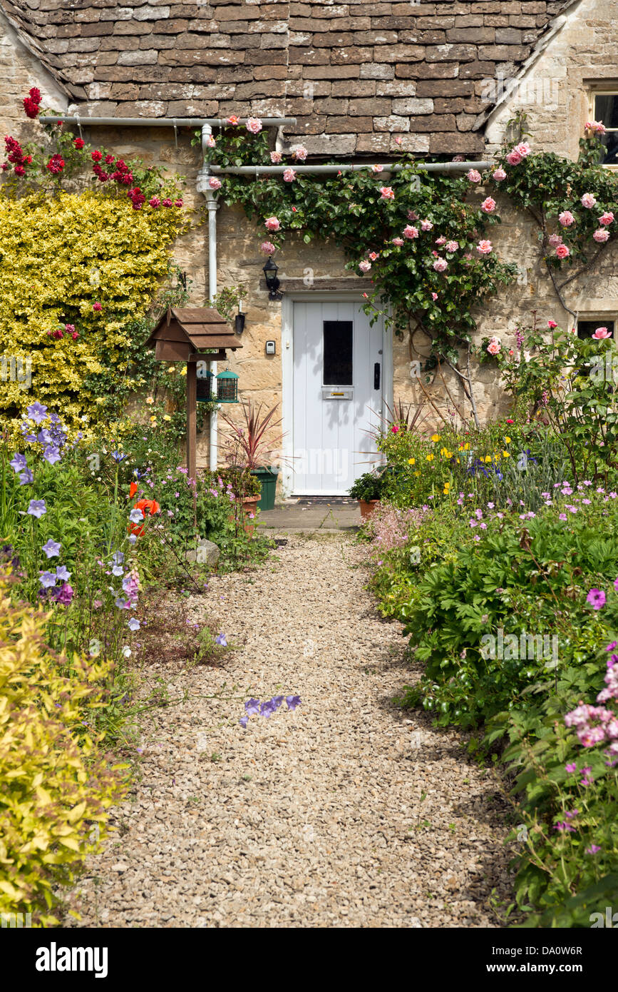 Una bonita casa & Jardín en Bibury, Gloucestershire, Reino Unido Foto de stock