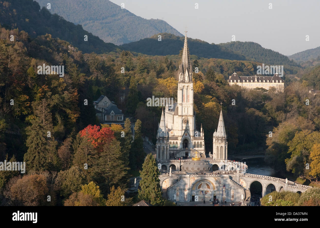 El Santuario de Nuestra Señora de Lourdes, Francia Foto de stock