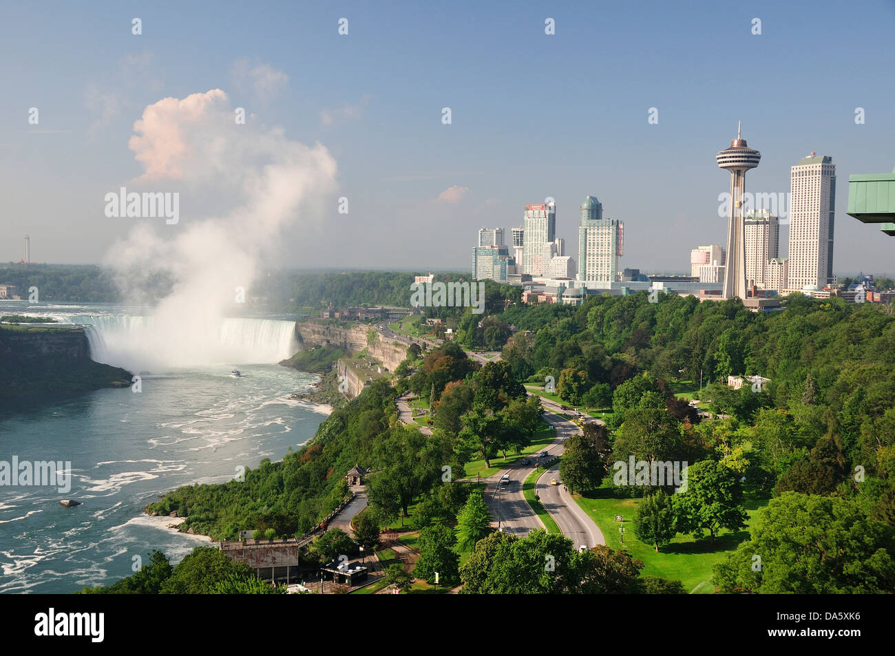 Canadá, Niagara Falls, Ontario, agua, antena, vista aérea, paisaje urbano, gigantescas cataratas, Hilton Niagara falls tower, niebla, cascada, Foto de stock