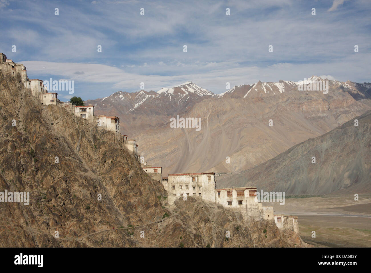 Montaña, montañas, cordillera, mundo alpino, cultura, monasterio gompa, Karsha, Karsha Gompa, Padum, Bajo Zanskar, valle, Karg Foto de stock