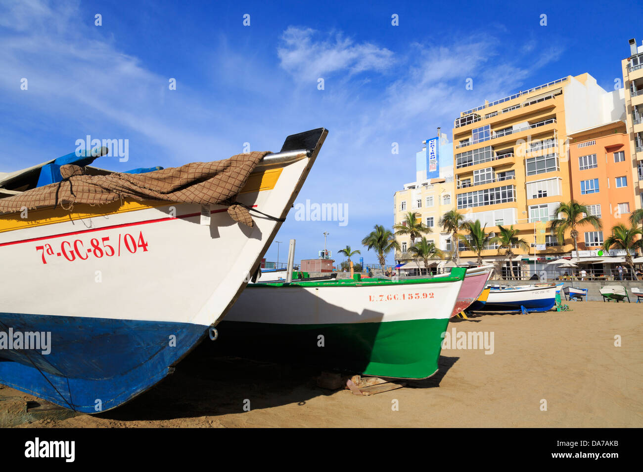 Barcos de pesca en la playa de Canteras,la ciudad de Las Palmas, Gran  Canaria, Islas Canarias,España,Europa Fotografía de stock - Alamy