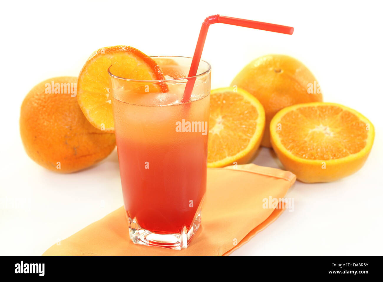 Campari naranja fotografías e imágenes de alta resolución - Alamy