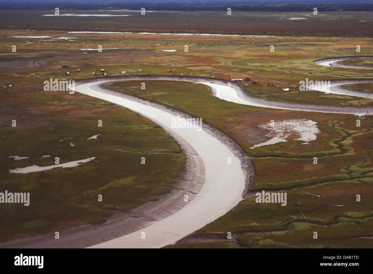 Pisos costal, Crook Inlet, Alaska, EE.UU., la serpiente, torceduras, ríos, canales, arroyos, canales de riego, Creek, la agricultura, la tierra, antena Foto de stock
