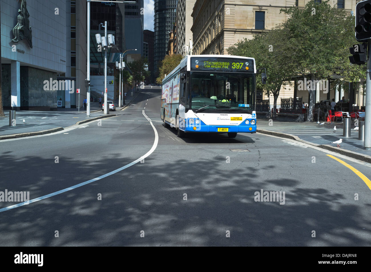 dh SYDNEY CITY AUSTRALIA NSW Buses autobús de un solo decker Foto de stock
